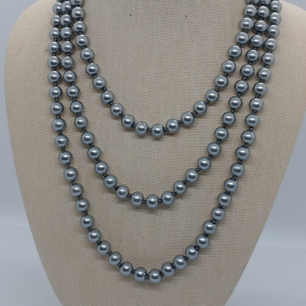 Pearl Necklace /  Lightweight Pearl Glass Beads - GRAY